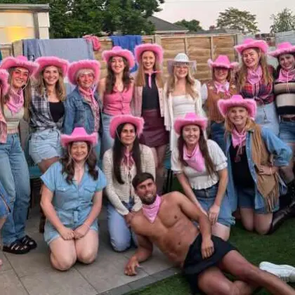 Last weekend’s Western-themed party was an absolute blast – cowboy hats, boots, and Buff Butler Tom serving up the fun! 🎉🍹

Thinking of planning your own themed hen do?
💗 Check out our latest blog for more themed party inspo!

#HenPartyIdea