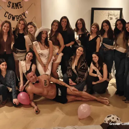 Here’s our fabulous buff butler Alessandro entertaining a lovely group of hens at a recent hen party in London. 🎉

We’re currently taking lots of bookings, so if you’re planning a hen party, we recommend booking as far in advance as possibl